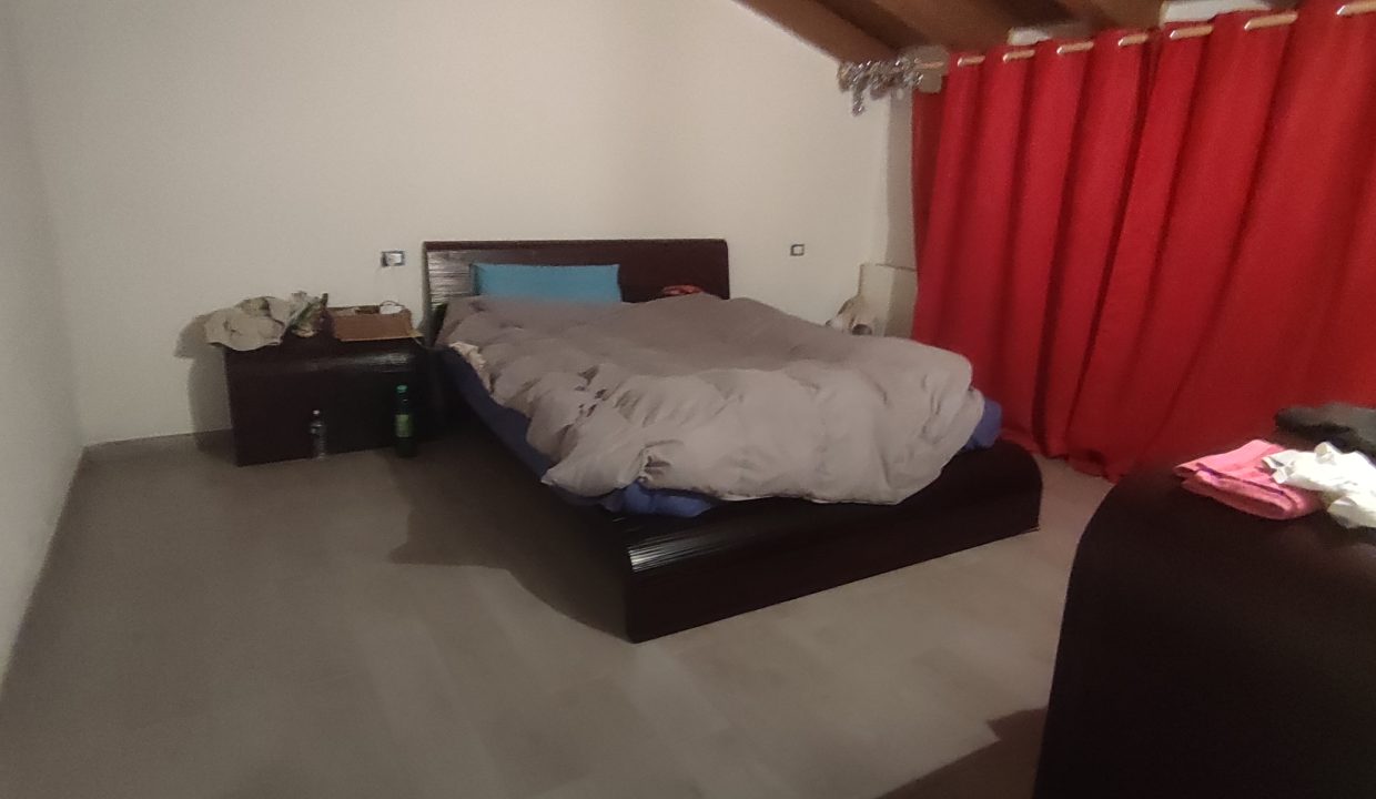 1643491463161